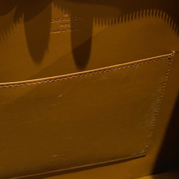 Authentic Louis Vuitton Vernis Forsyth
Bronze Hand bag - Picture 15 of 15